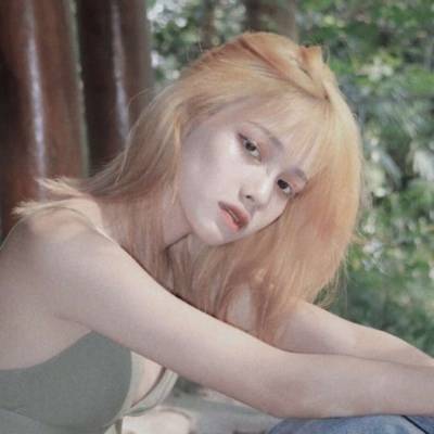 森系唯美意境女生头像(优选20张)