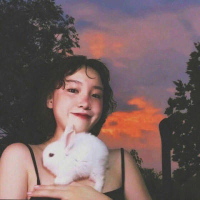 美女个性霸气微信头像图片(优选18张)