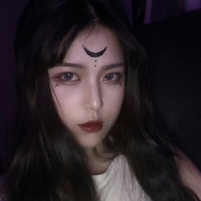 霸气高冷女孩头像图片大全(共24张)