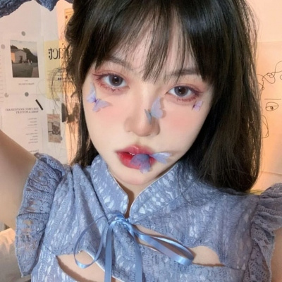 ins风雾霾蓝治愈系女生头像(精选16张)