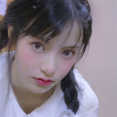 俏皮可爱的元气少女高清头像图片(共16张)