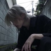 一个孤独的人适合用什么头像(优选18张)