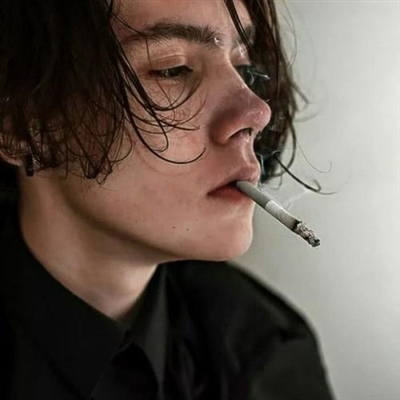 颓废男生欧美风格头像图片(共18张)