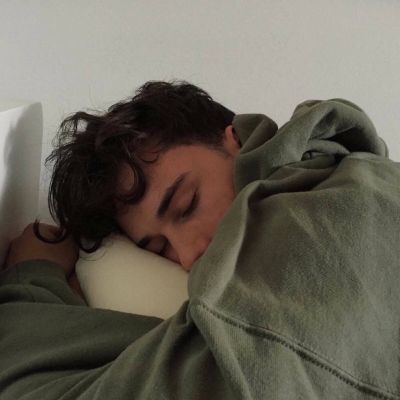 颓废男生欧美风格头像图片(共18张)