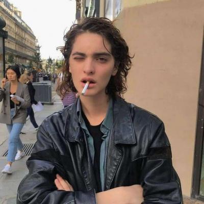 颓废男生欧美风格头像图片(共18张)