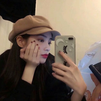 特别颓废丧的女生头像图片(共16张)