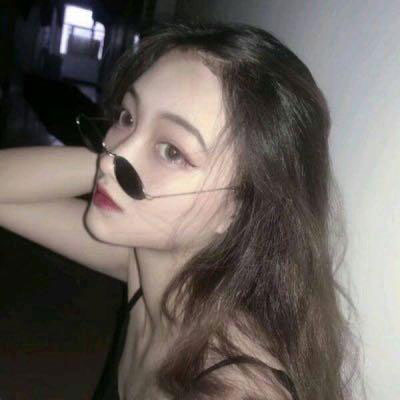 特别颓废丧的女生头像图片(共16张)