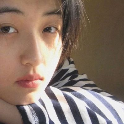 简约性冷淡小众女头像图片(优选16张)