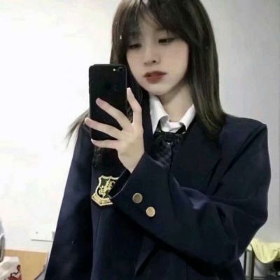 简约性冷淡小众女头像图片(优选16张)