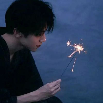 很甜很暖的情侣头像图片(优选16张)