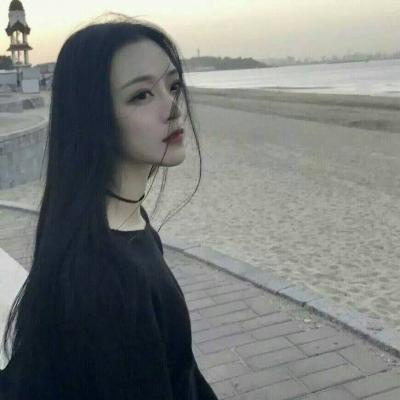 2023最好看的美女微信头像(18张)