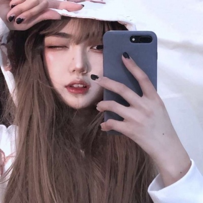 2023最好看的美女微信头像(18张)