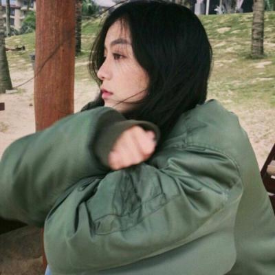 2023最好看的美女微信头像(18张)