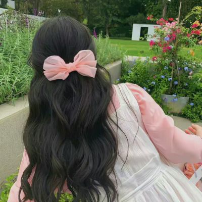 2023最好看的美女微信头像(18张)