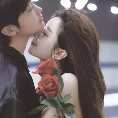 唯美又超级甜蜜的情头合集图片大全(共16张)