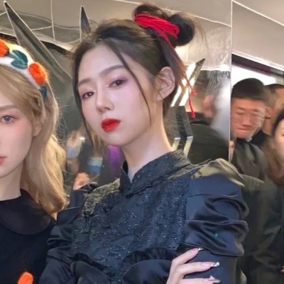 闺蜜头像霸气高冷两张(优选18张)