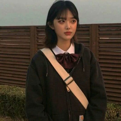 青春女生头像阳光可爱头像(共16张)