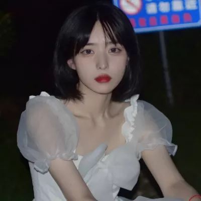 甜美可爱青春系女生头像图片(18张)