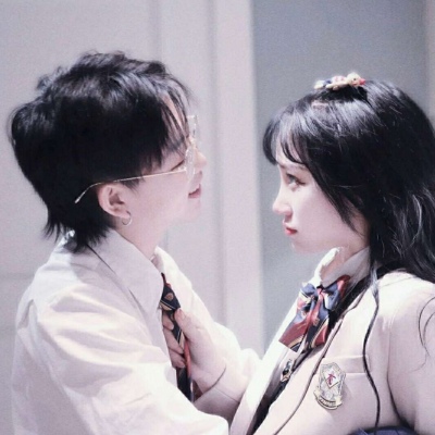 青春情侣头像一人一张(共16张)