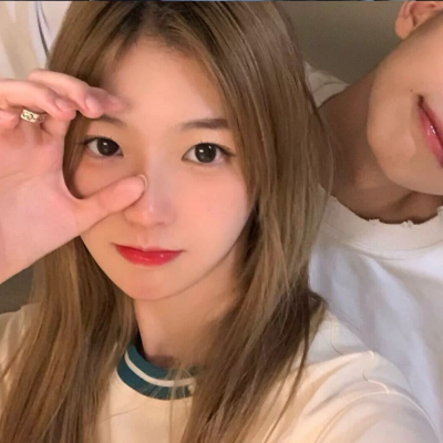 独一无二的情侣头像2023高清图片大全(共16张)