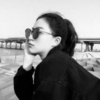 超好看的女生戴墨镜头像大全(16张)