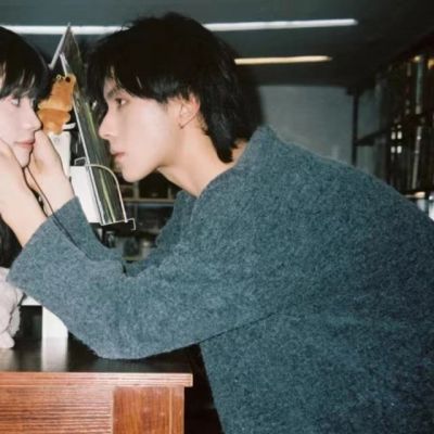 宠溺情侣头像一人一张(精选18张)