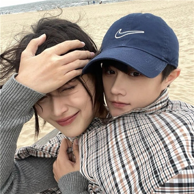 超甜超宠溺情侣头像(优选18张)