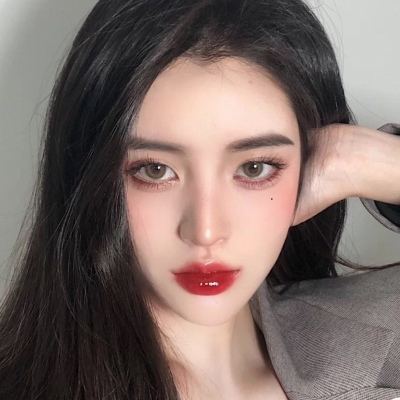 2023最火微博女生头像图片(精选18张)