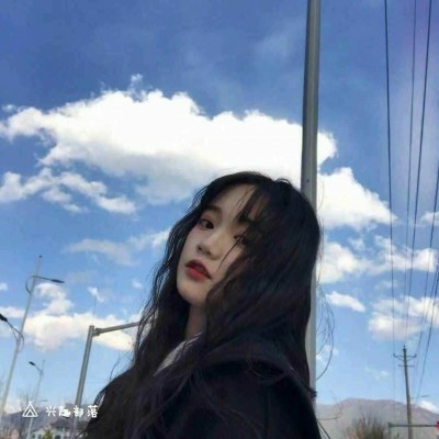 超级好看的蓝色系女生头像(共16张)