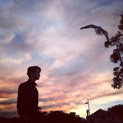 高清好看的帅气冷酷男生背影头像图片大全(共16张)