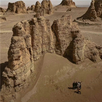 高清好看的帅气冷酷男生背影头像图片大全(共16张)