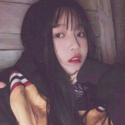 超拽头像女生霸气颓废图片大全(18张)