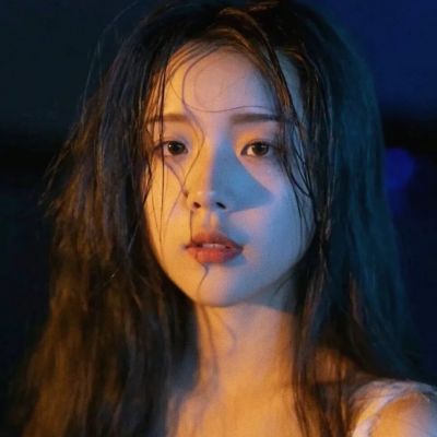 超伤感颓废女生头像(精选18张)