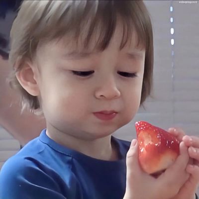 最近很火的小孩头像(精选18张)