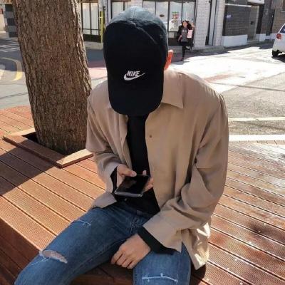 帅气超拽的男生qq头像图片(18张)