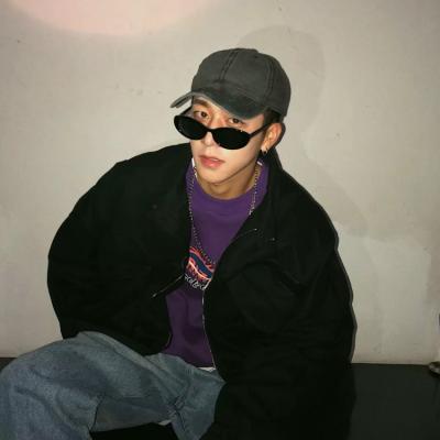 帅气超拽的男生qq头像图片(18张)