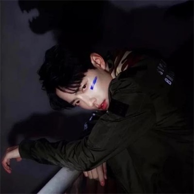 超级帅的超级拽的男生头像(优选32张)