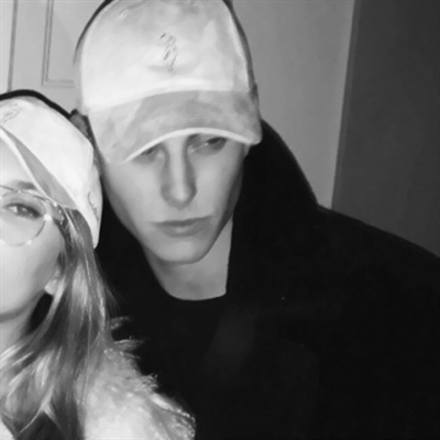 欧美范图片高清情侣头像(精选18张)