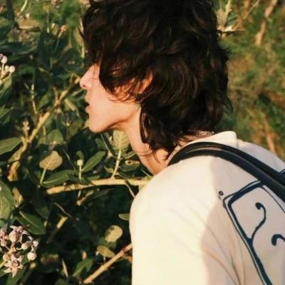 高端有品位男生头像(优选18张)