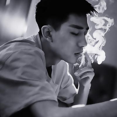 霸气超拽的qq男生头像图片(共18张)