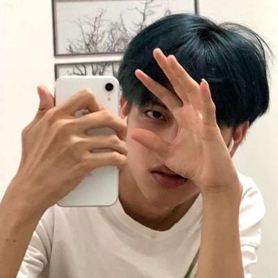 颜值高的男生正脸头像(16张)