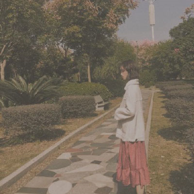 清新脱俗森系女生头像(精选20张)