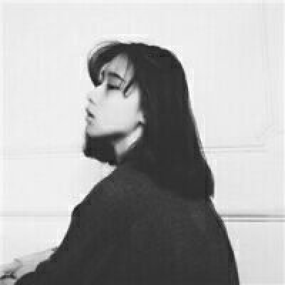 孤独黑暗系女生头像(共18张)