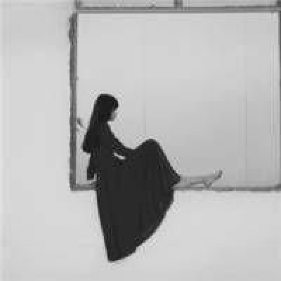 孤独黑暗系女生头像(共18张)