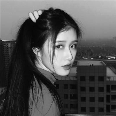 孤独黑暗系女生头像(共18张)