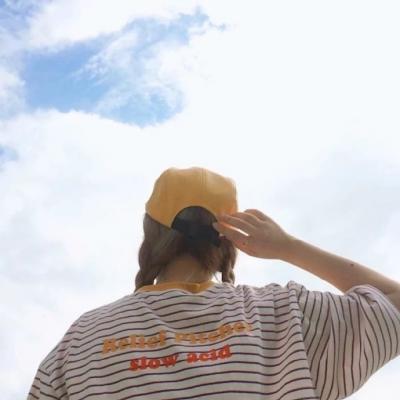 好看的女生头像小清新背影头像精选图片(共20张)