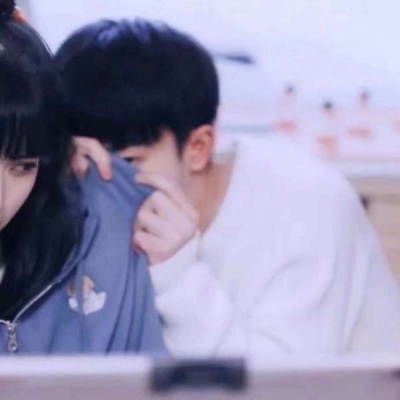 好看到爆的qq情侣头像(共18张)