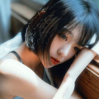 高清真人意境女头像图片(优选22张)