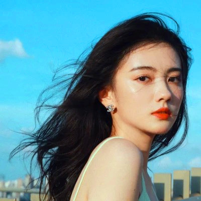 高清真人意境女头像图片(优选22张)