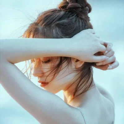 高清真人意境女头像图片(优选22张)